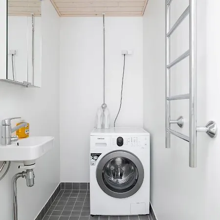 2ndhomes & Spacious 85m2 In Yrjoenkatu Apartment Helsinki